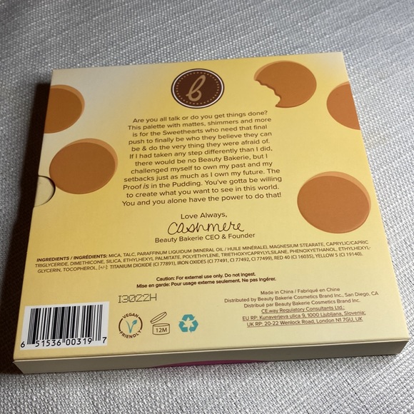 Beauty Bakeries Proof is in the Puddin’ Eyeshadow Palette - Picture 3 of 6